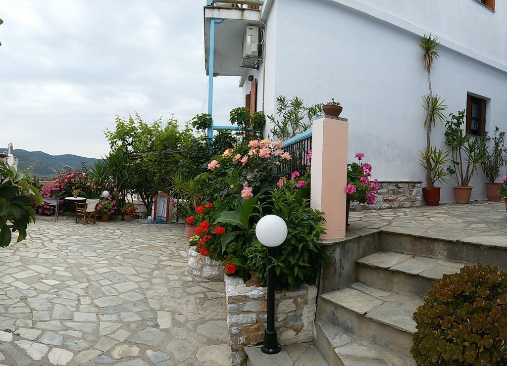 Kastro Studios Skopelos Town Exterior foto